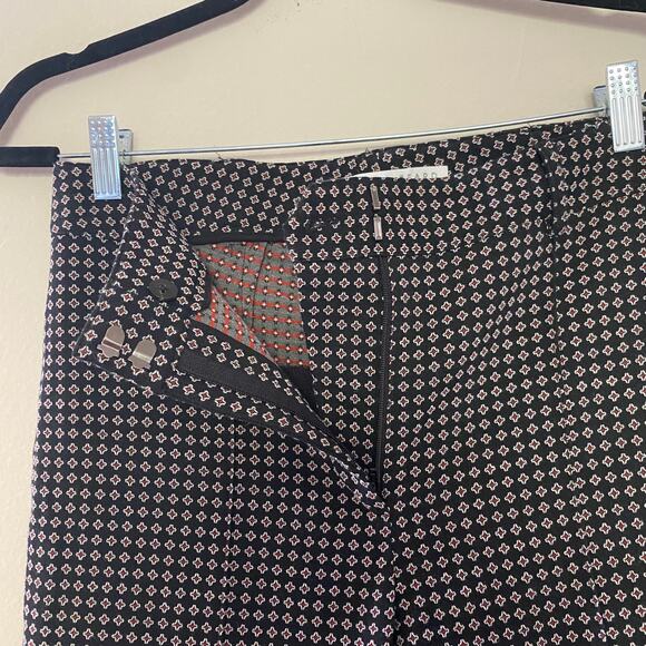 Veronica Beard Hibiscus Flare Pants in Black/Multi Pattern Size 8 - Picture 4 of 9